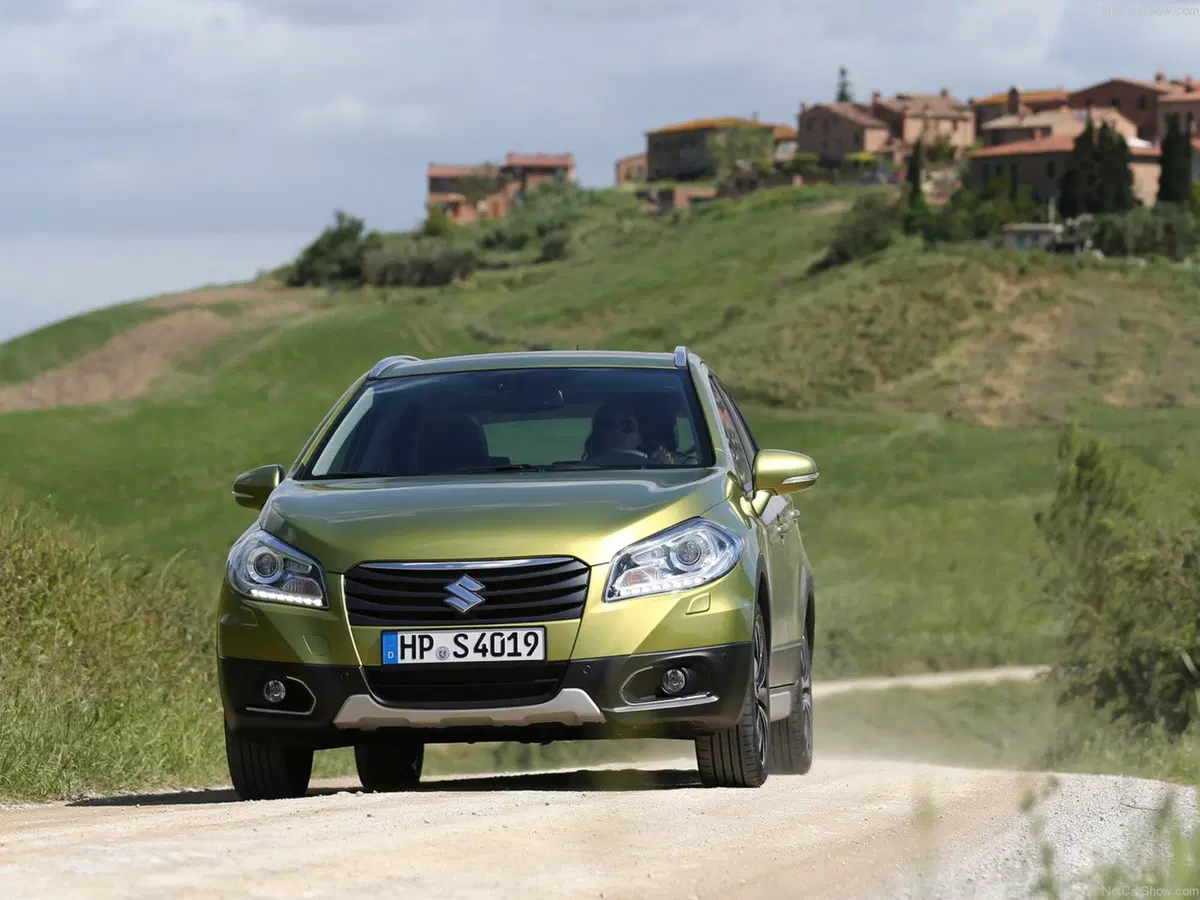 Suzuki S-Cross 1.6 VVT 4WD All Grip Top (28)