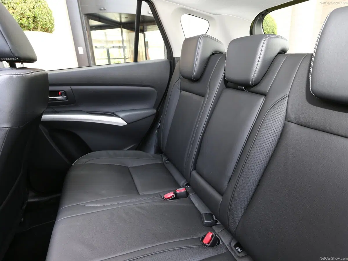 Suzuki S-Cross 1.6 VVT 4WD All Grip Top (38)