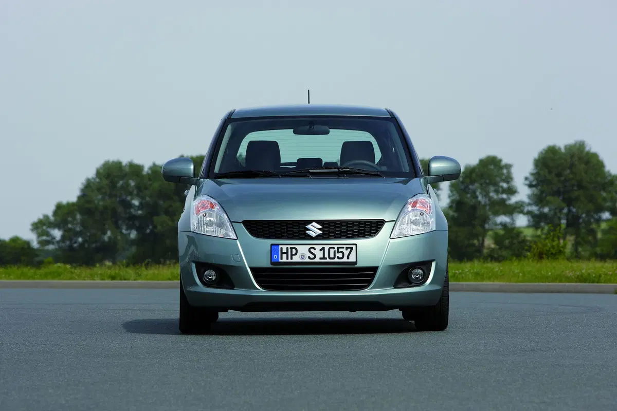 Suzuki Swift 1.3 DDiS 5 porte GL (3)