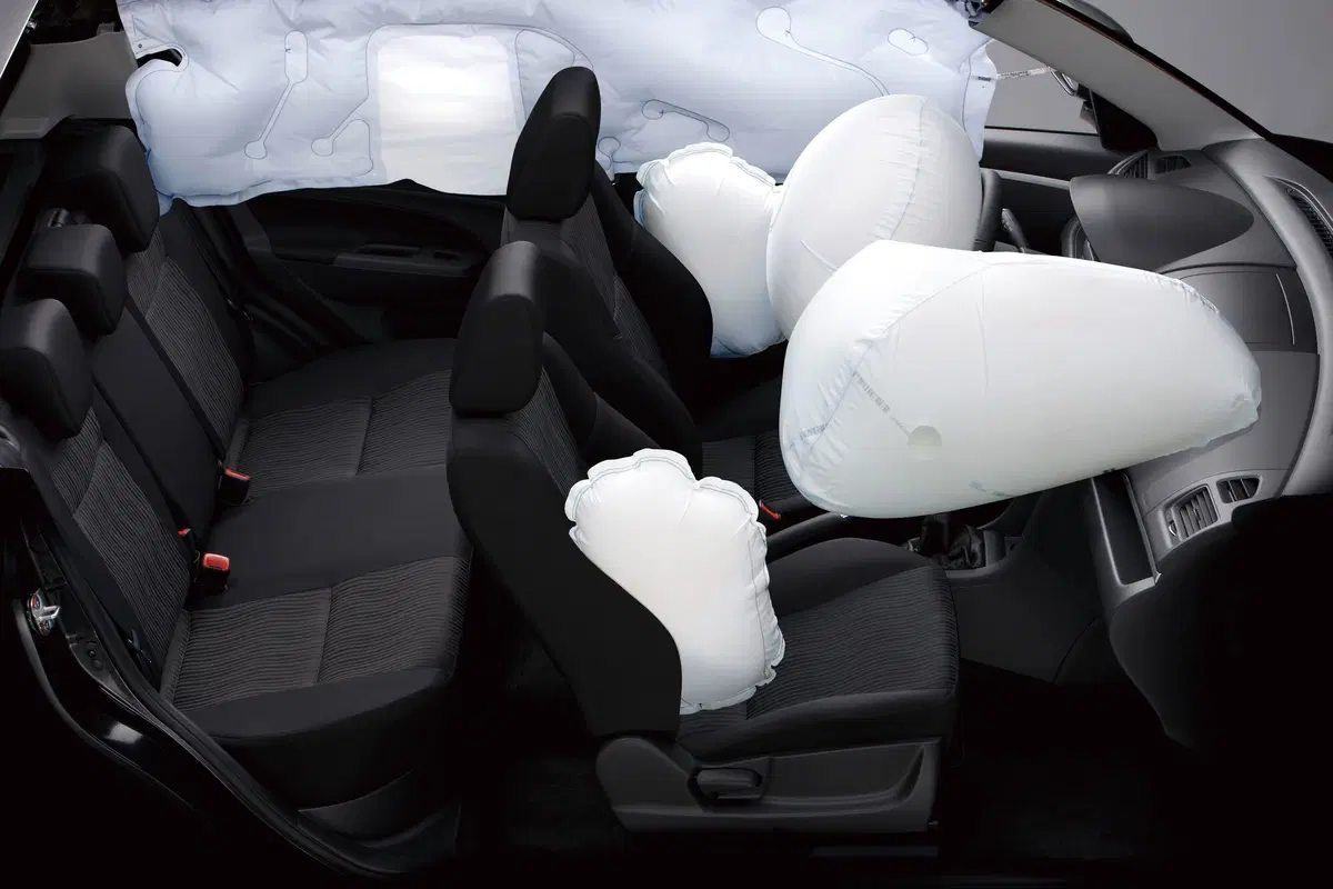 Suzuki Swift 1.3 DDiS 5 porte GL (11)