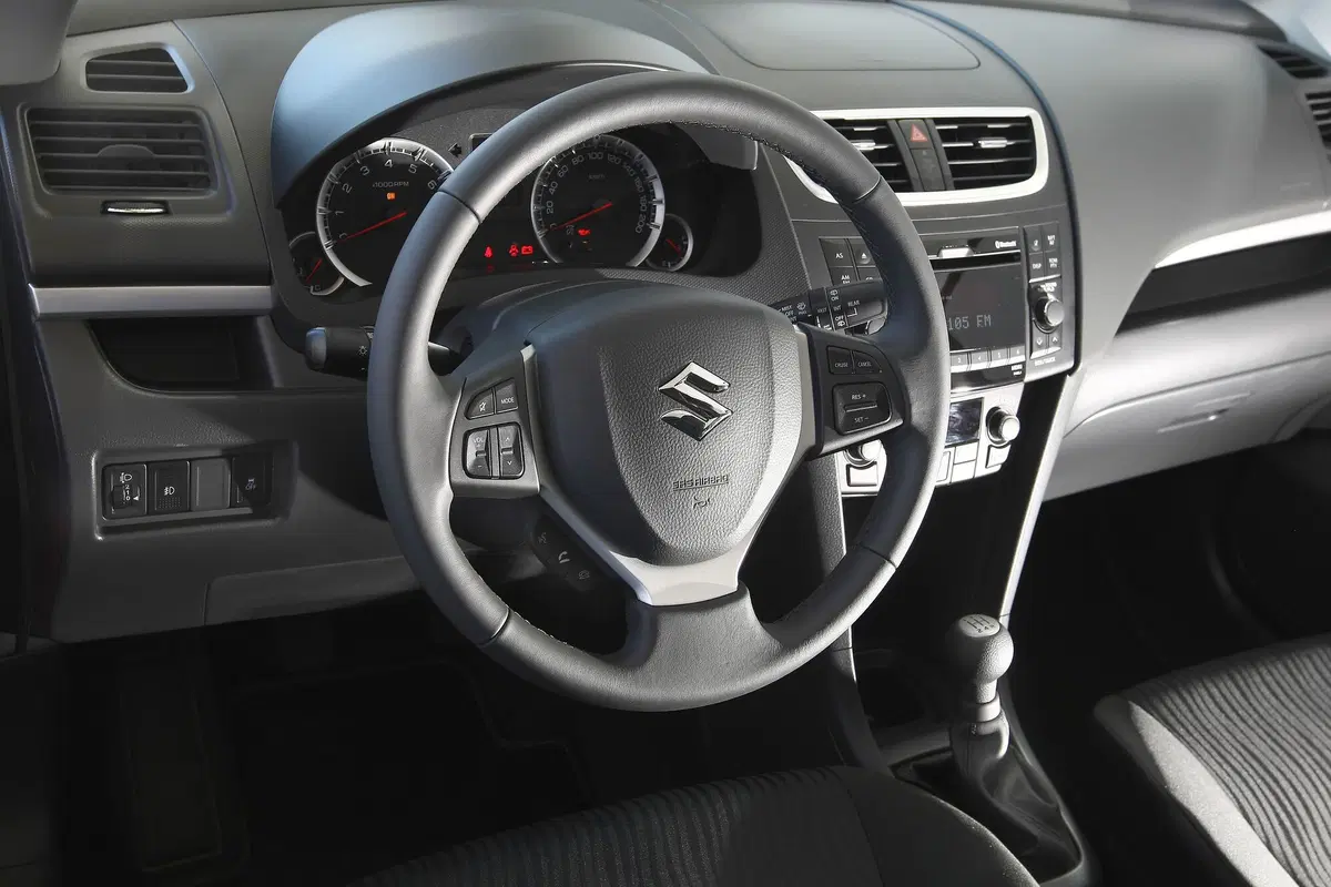 Suzuki Swift 1.3 DDiS 5 porte GL (12)