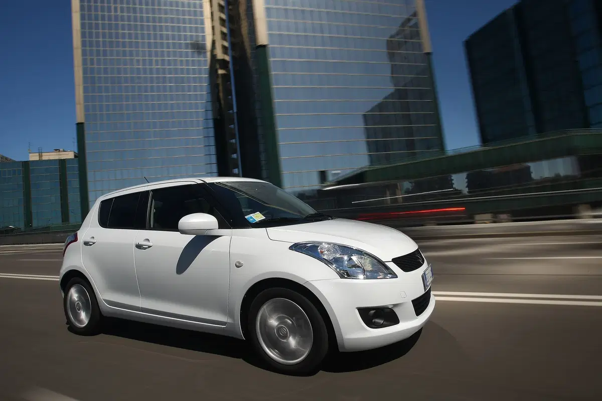 Suzuki Swift 1.3 DDiS 5 porte GL (23)