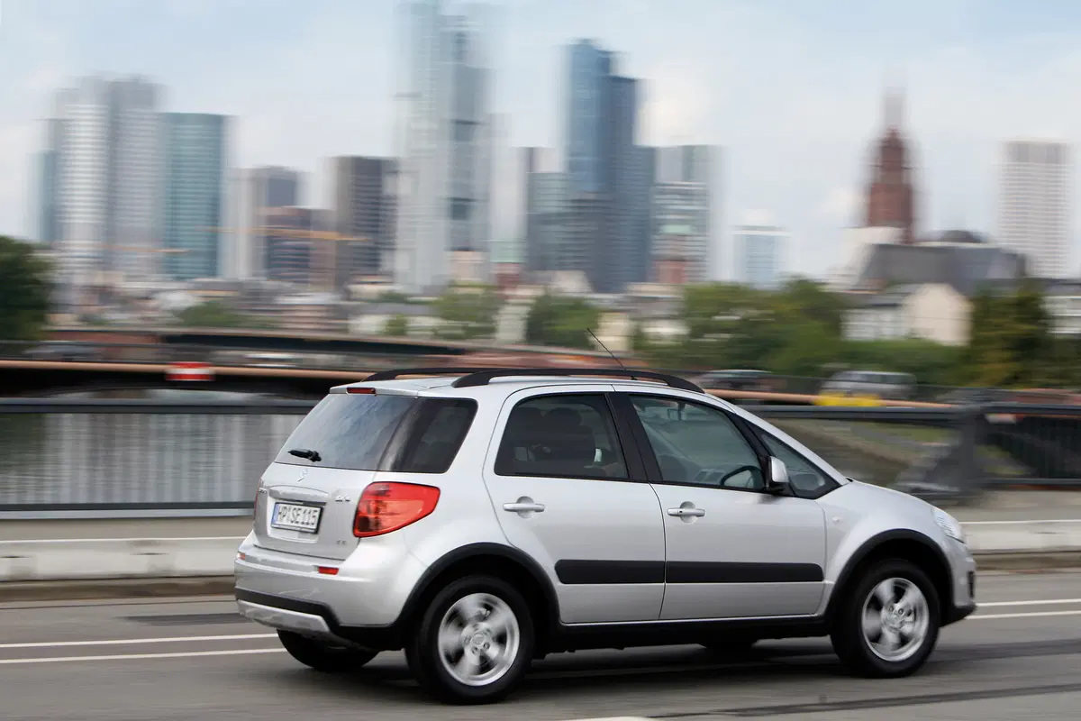 Suzuki SX4 16V 4WD Outdoor Line GL (9)
