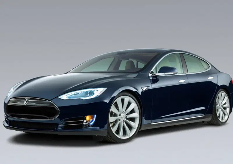 Tesla Model S (25)