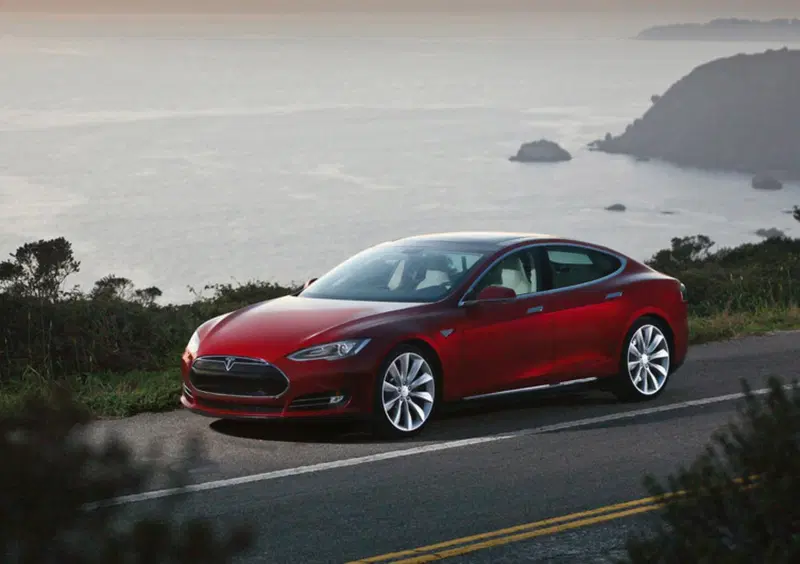 Tesla Model S (43)