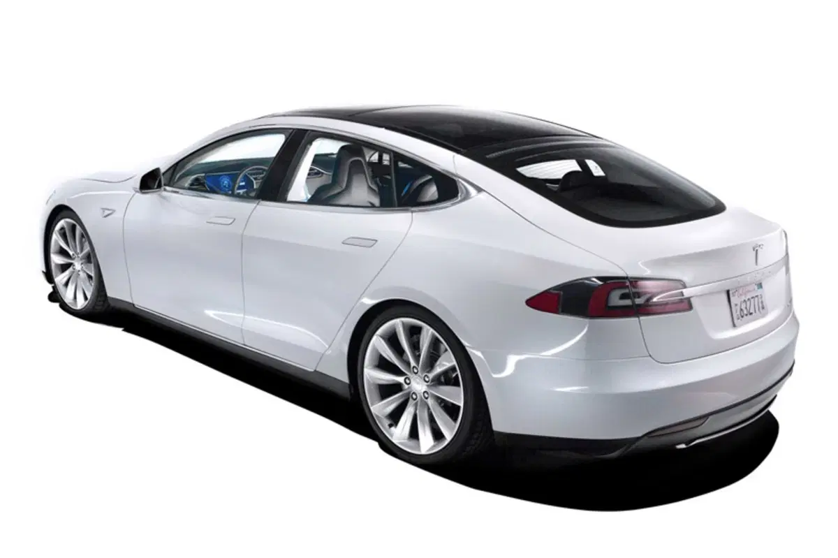 Tesla Model S (26)