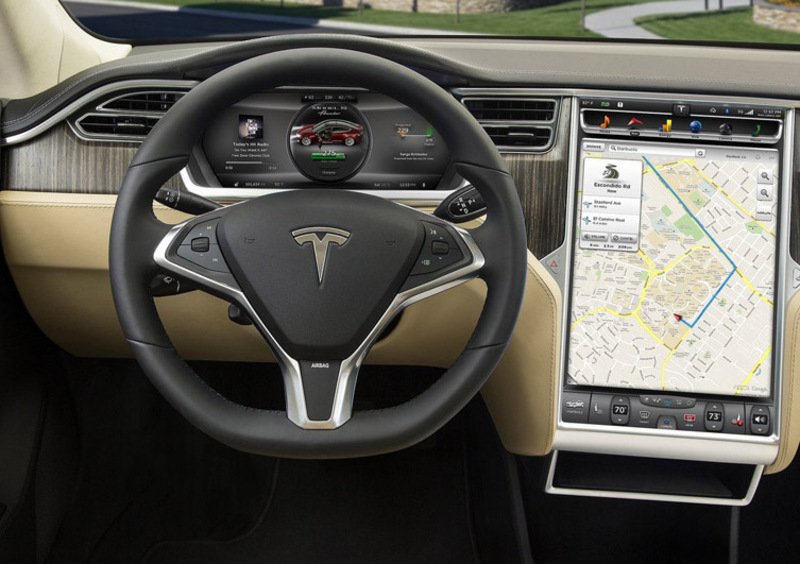 Tesla Model S (2013-->>) (30)