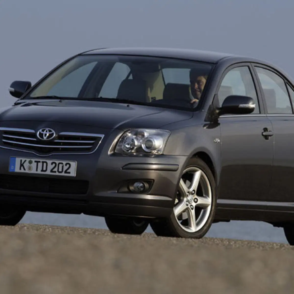 Toyota Avensis (2003-09)