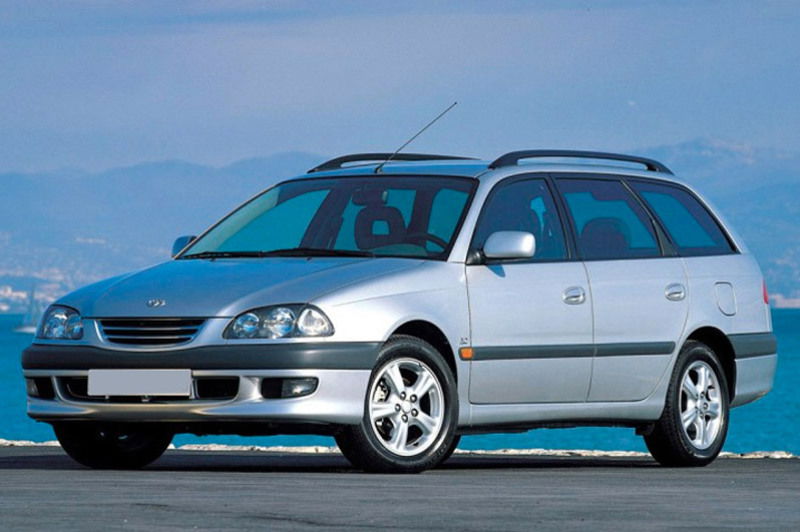 Toyota Avensis Station Wagon (1997-03)