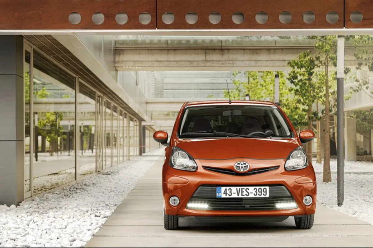 Toyota Aygo 1.0 12V VVT-i 5 porte Active (3)