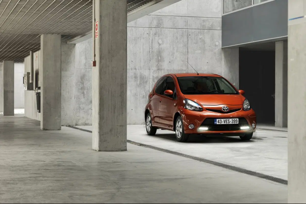Toyota Aygo 1.0 12V VVT-i 5 porte Active (7)