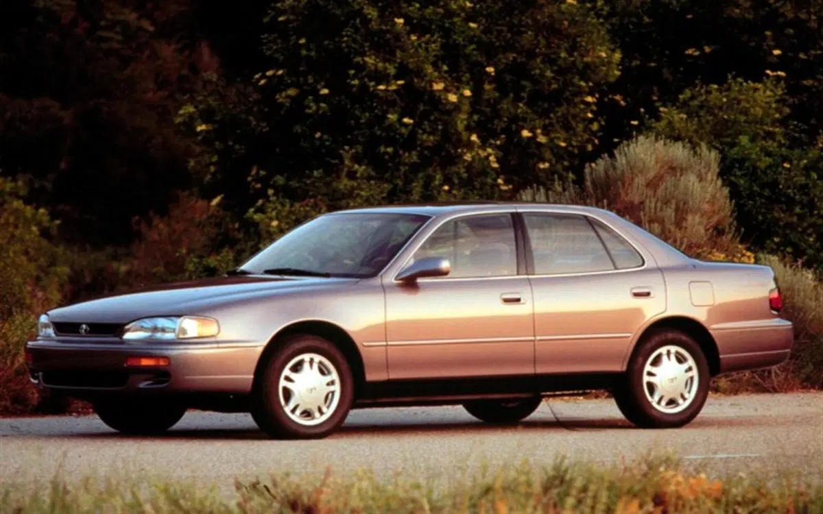Toyota Camry (1992-97) (2)