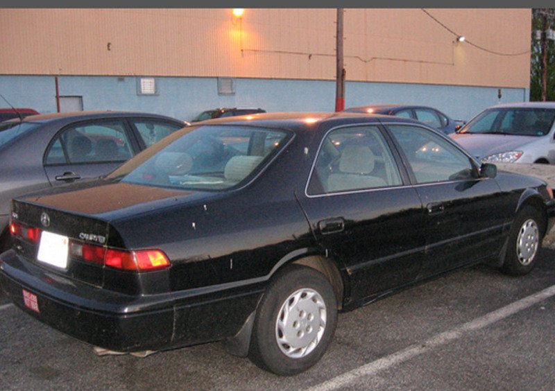 Toyota Camry (1997-99) (2)