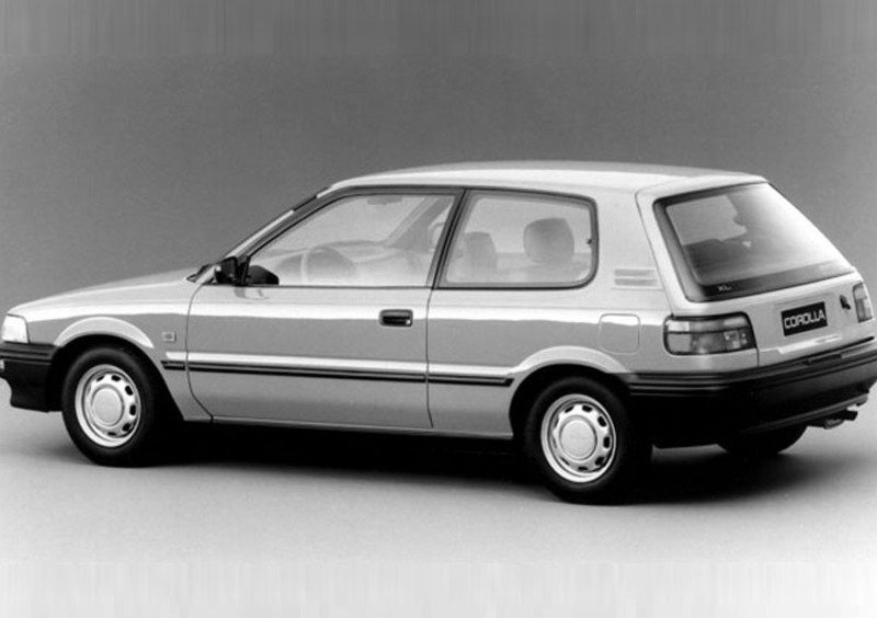 Toyota Corolla (1988-92) (2)