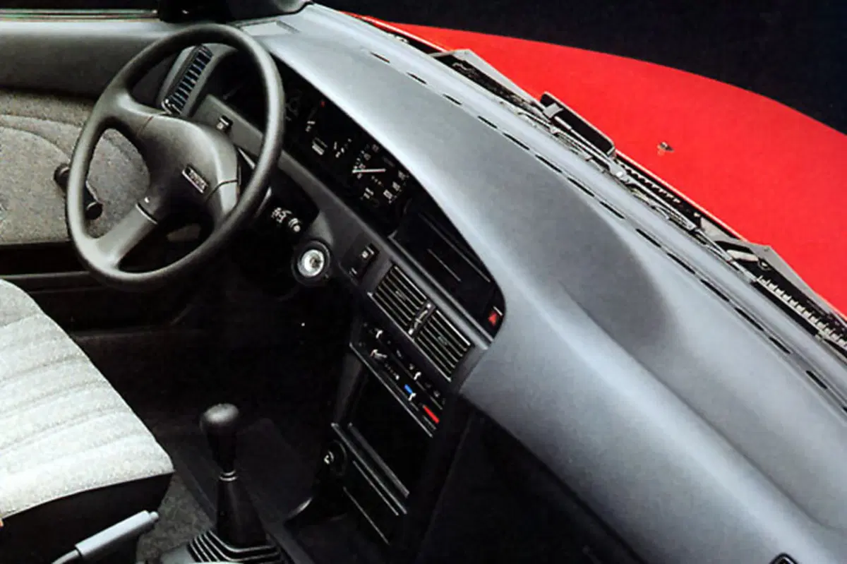 Toyota Corolla (1988-92) (4)