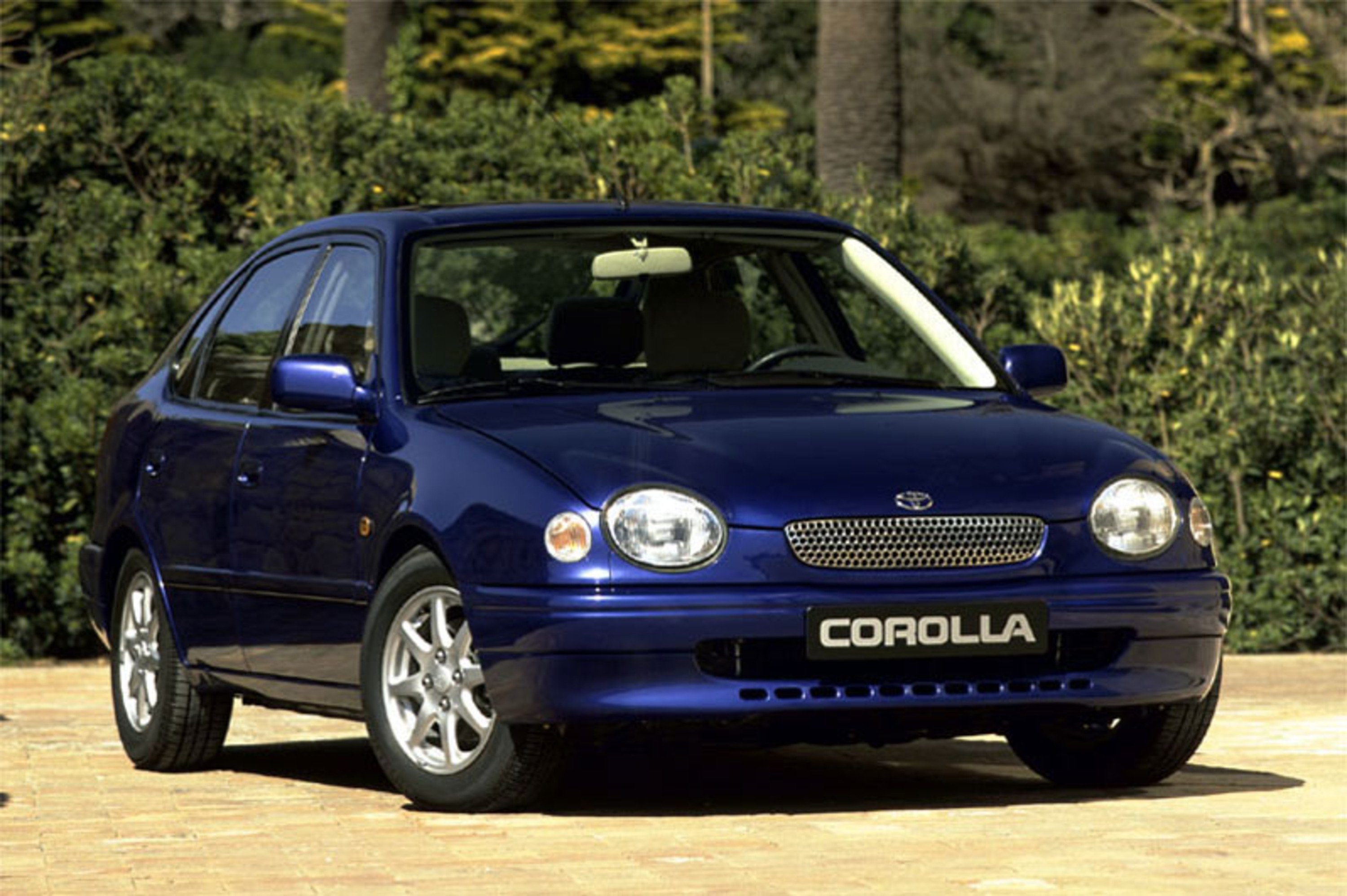 Toyota Corolla (1997-01)