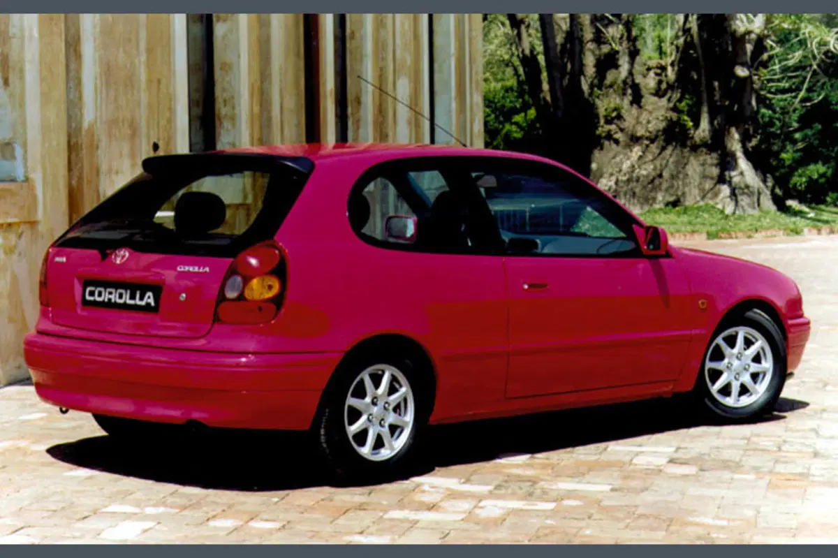 Toyota Corolla (1997-01) (3)