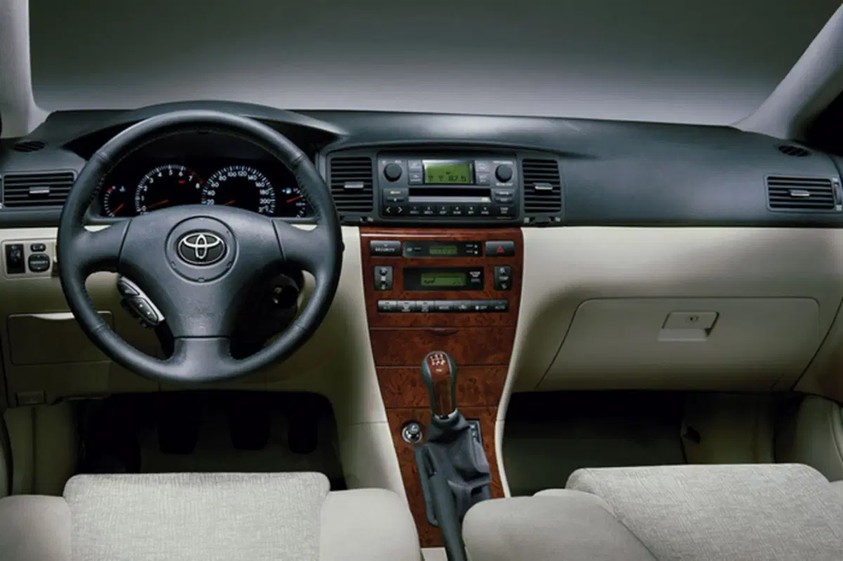 Toyota Corolla Verso 1.6 16V (5)
