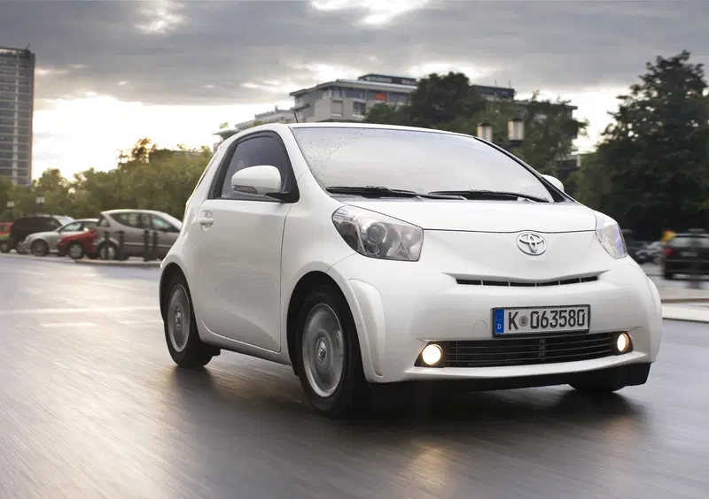 Toyota iQ (2008-14) (2)