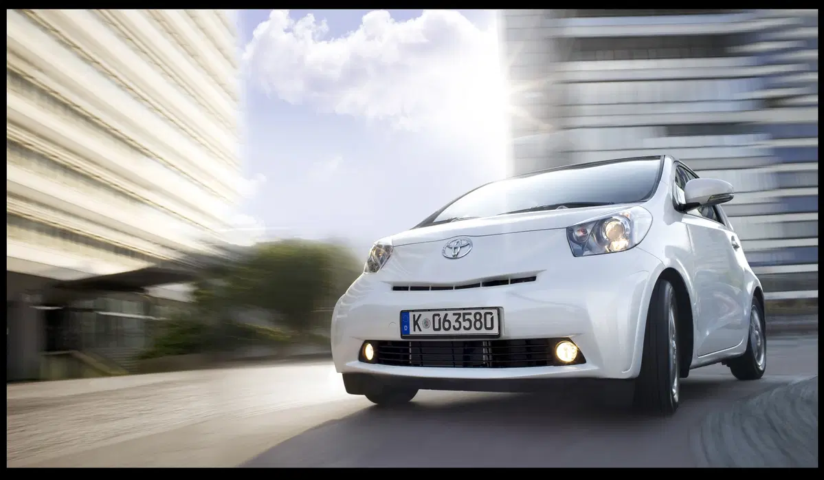 Toyota iQ (2008-14) (4)