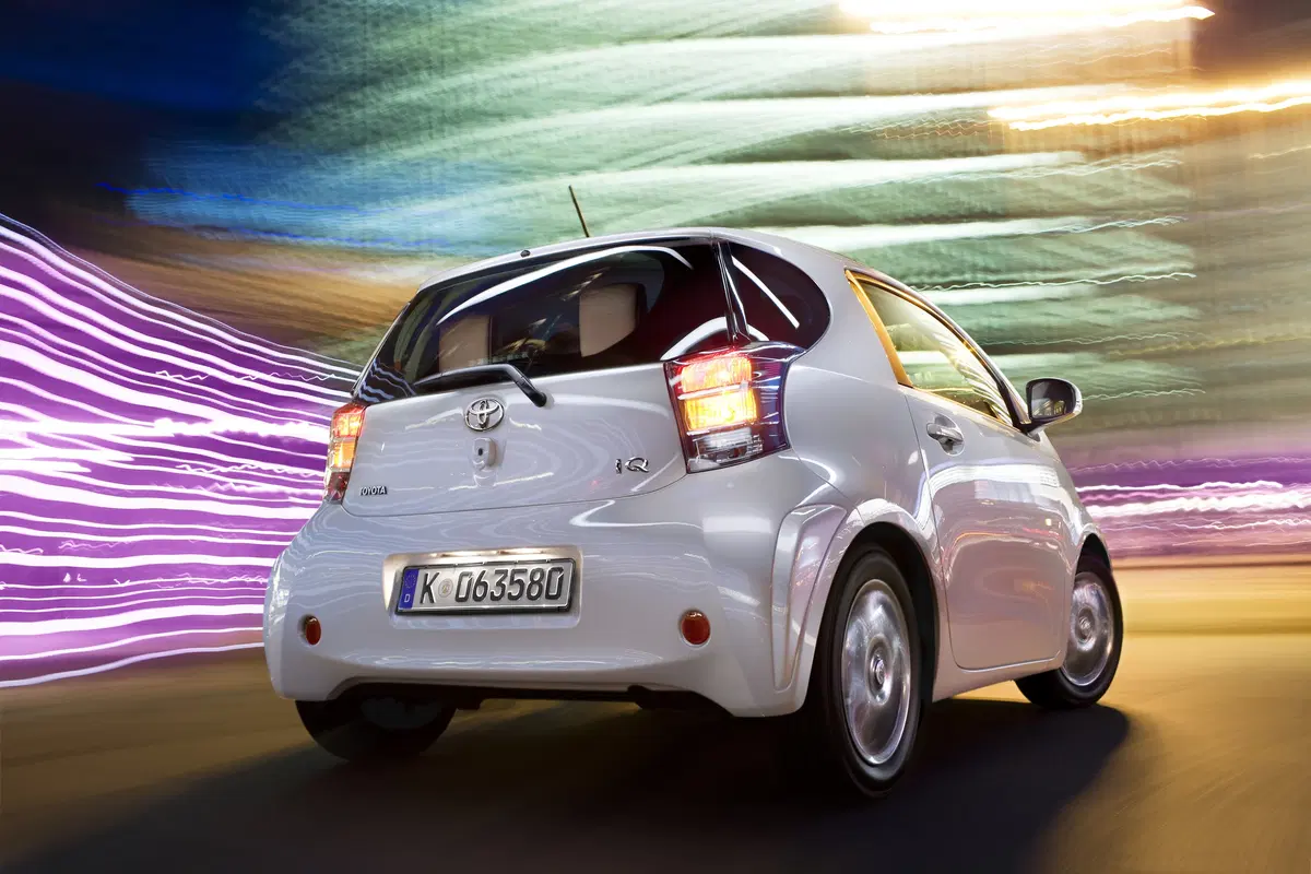 Toyota iQ (2008-14) (9)
