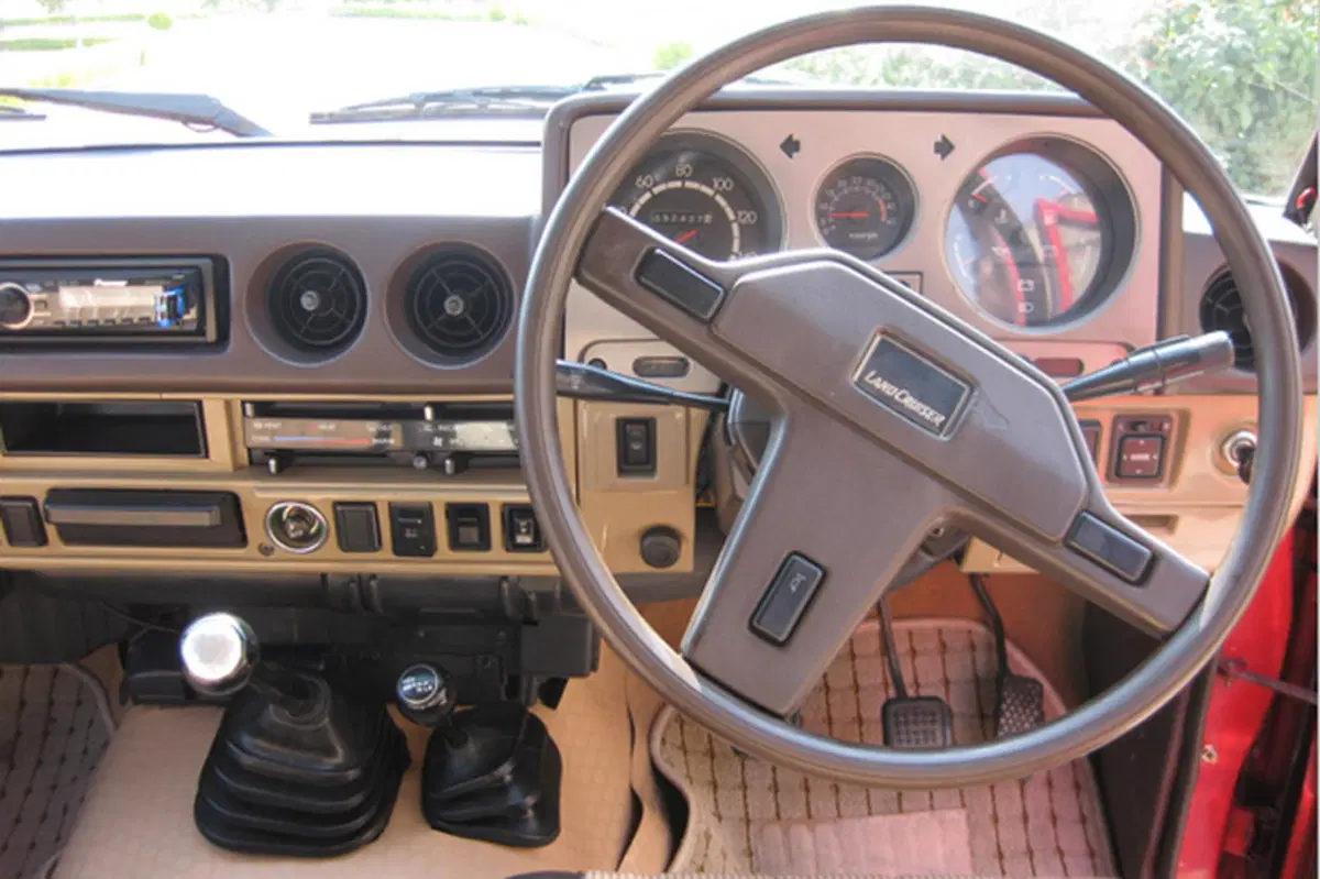 Toyota Land Cruiser D-4D 16V cat 3 porte aut. Sol (14)