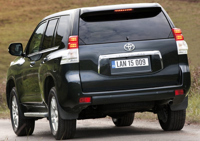 Toyota Land Cruiser (2009->>) (28)