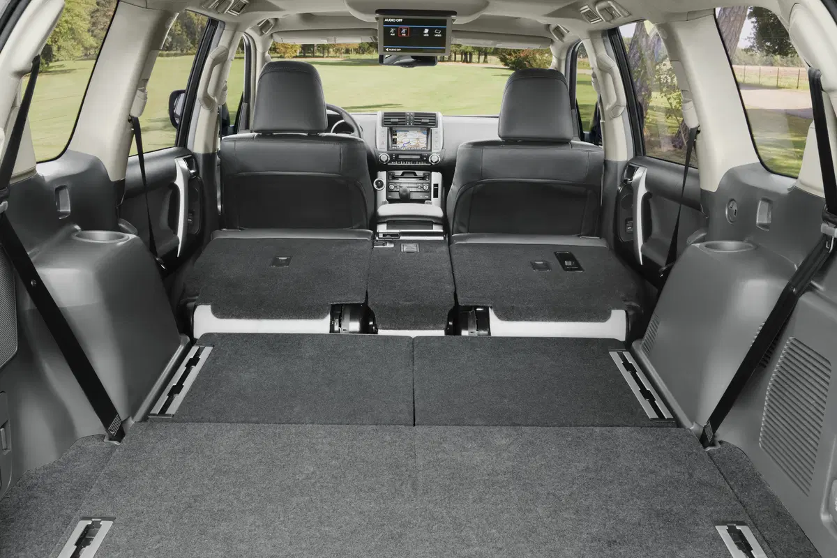 Toyota Land Cruiser 2.8 D4-D A/T 3 porte Lounge+ (38)