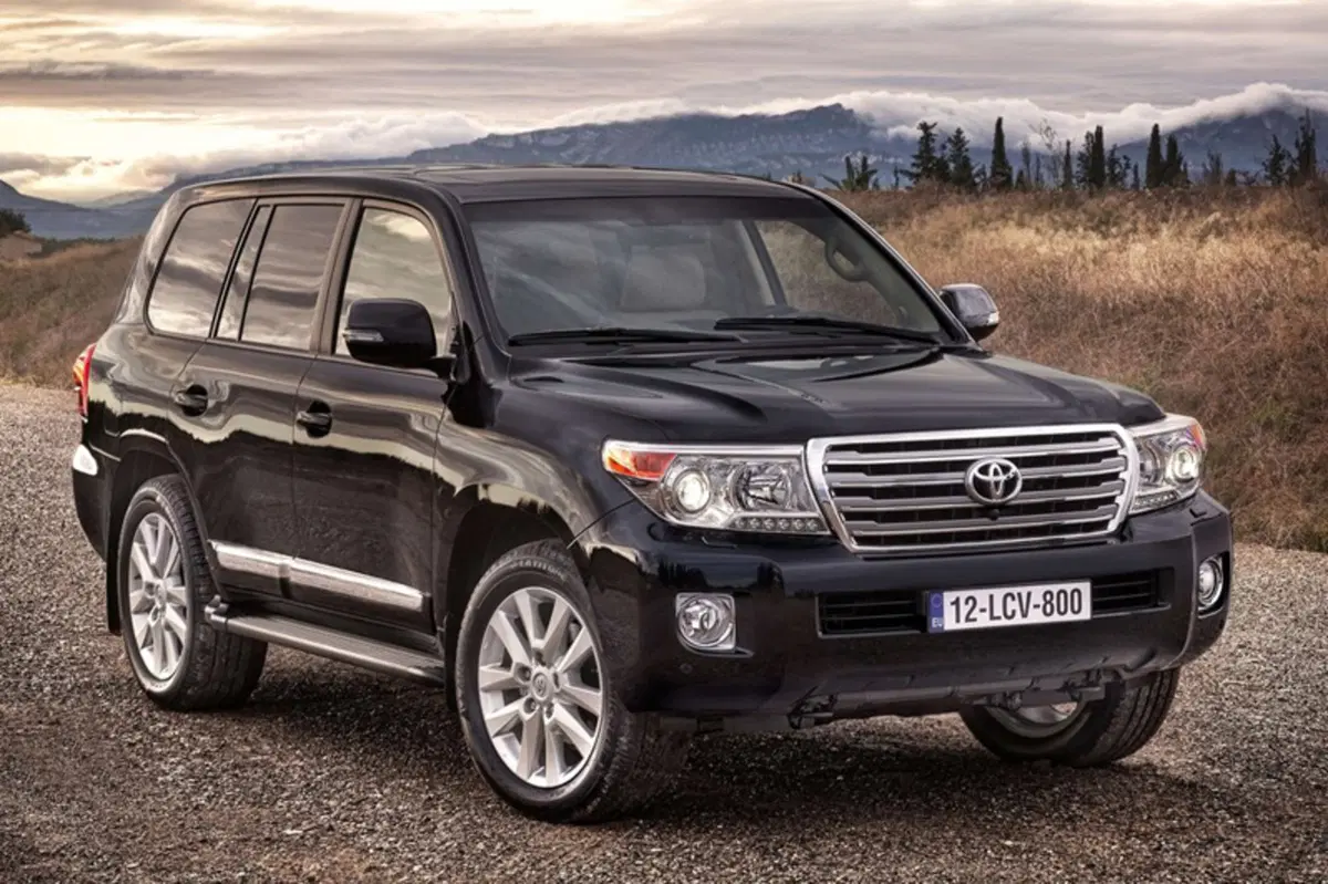 Toyota Land Cruiser V8 (2008-15)
