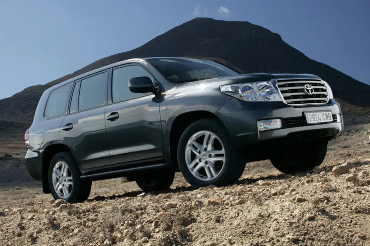 Toyota Land Cruiser V8 (2008-15) (42)