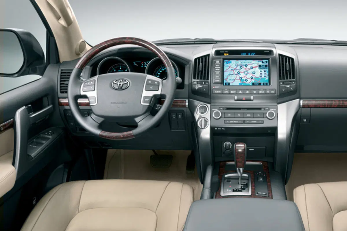 Toyota Land Cruiser V8 (2008-15) (50)