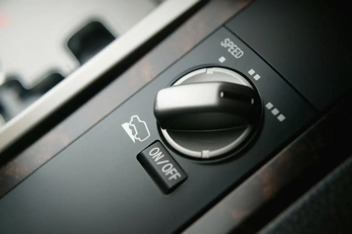 Toyota Land Cruiser V8 (2008-15) (56)