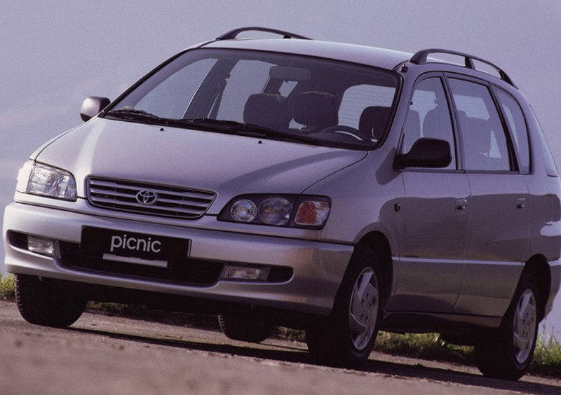 Toyota Picnic (1996-01) (3)