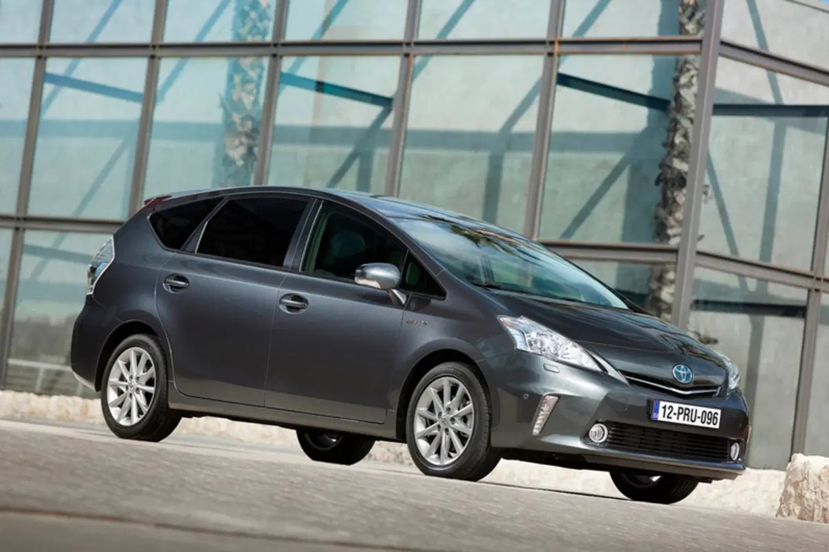 Toyota Prius+ (2012-21) (9)