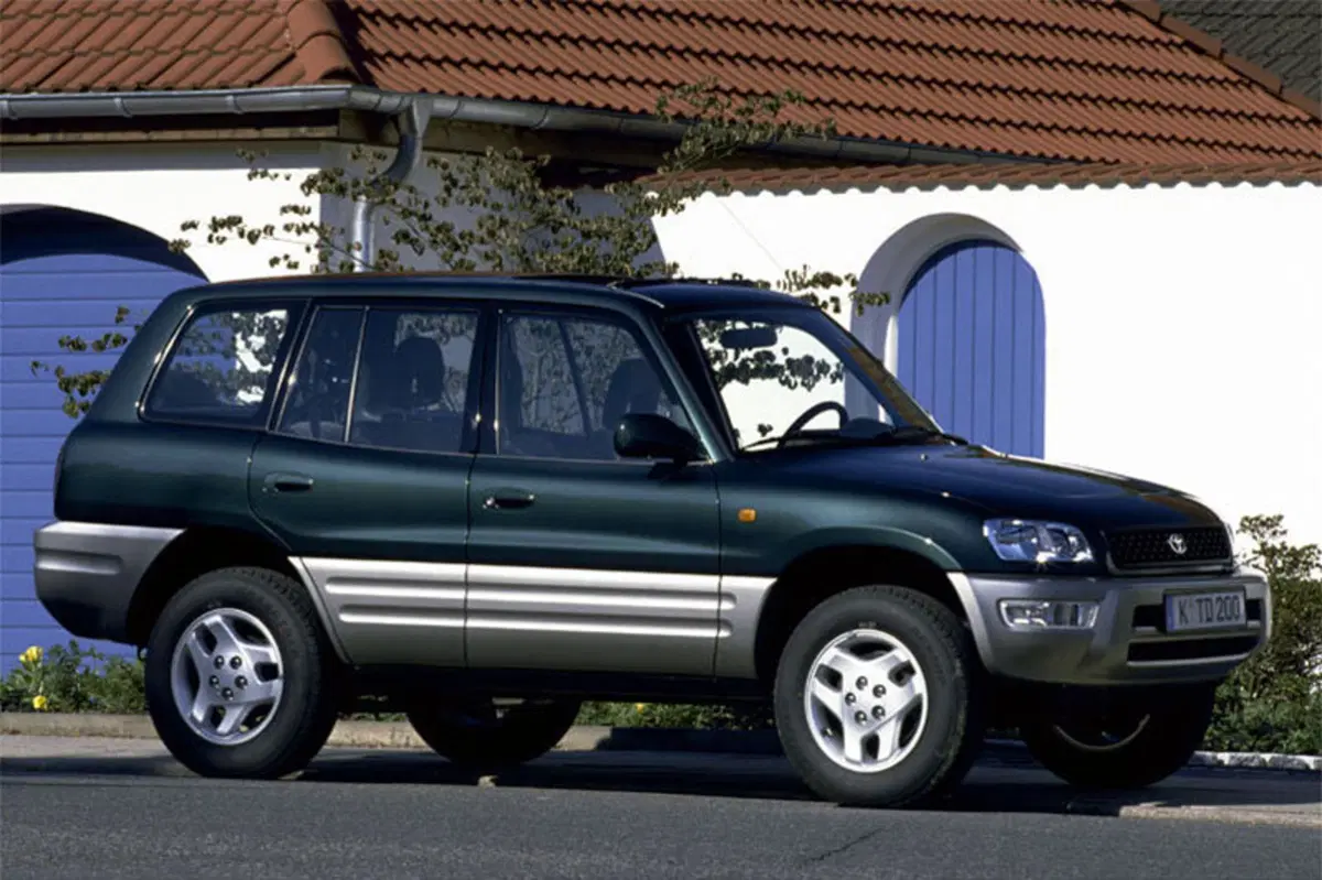 Toyota RAV4 (1994-00) (3)