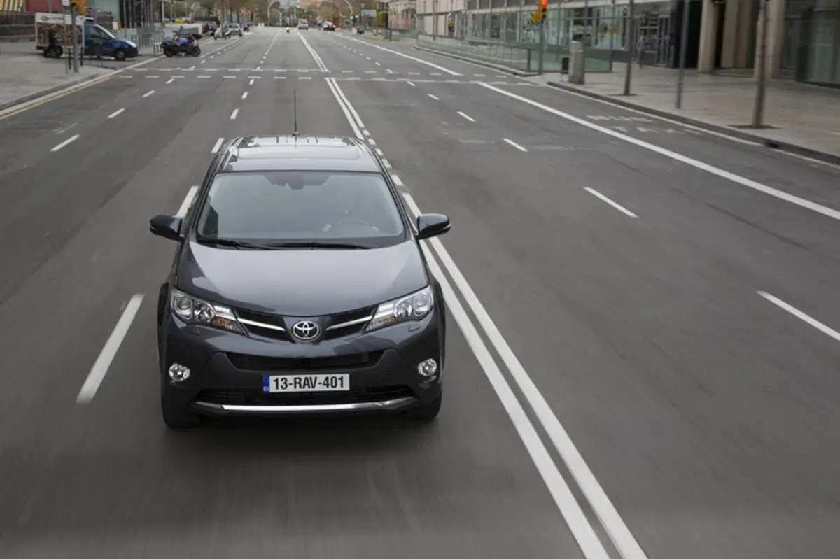 Toyota Rav4 D-4D 2WD Style (30)