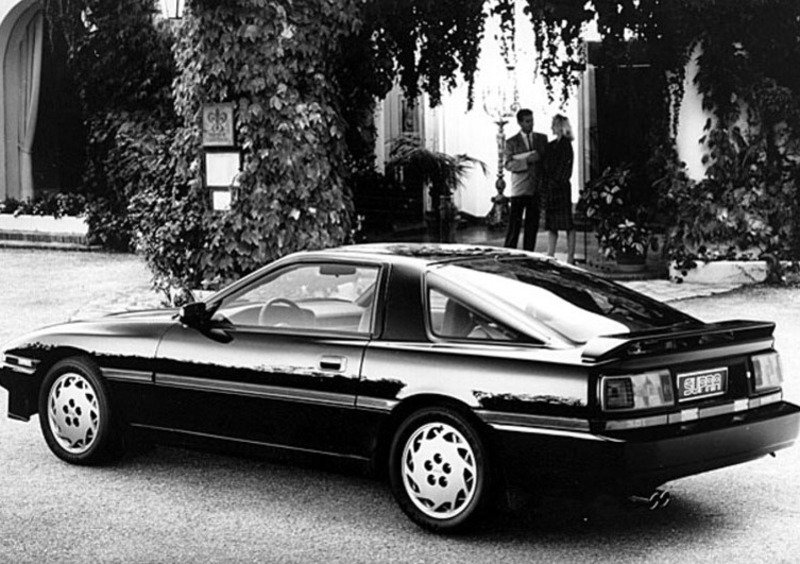 Toyota Supra Coupé (1988-89) (2)