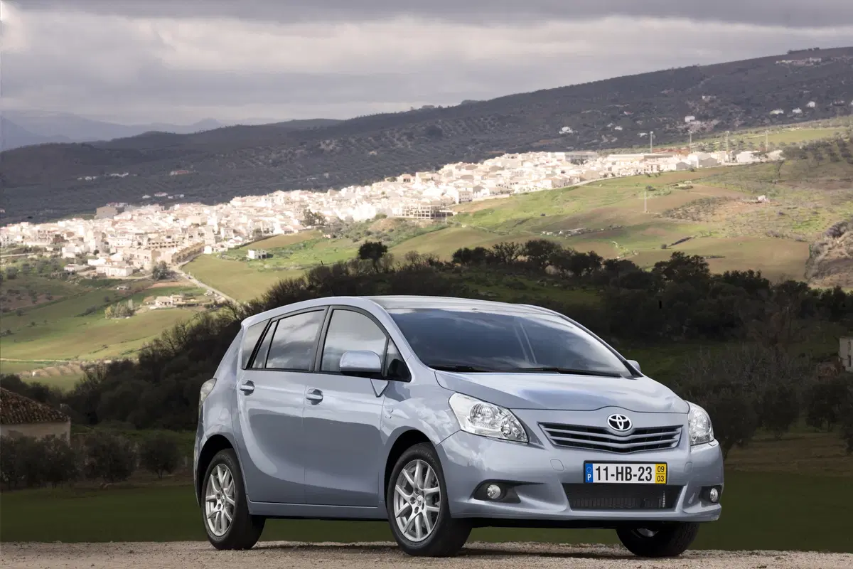 Toyota Verso (2009-17) (14)
