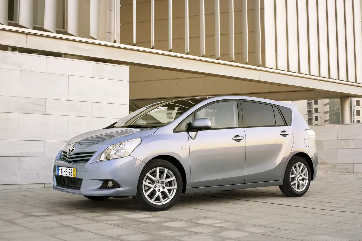 Toyota Verso (2009-17) (16)