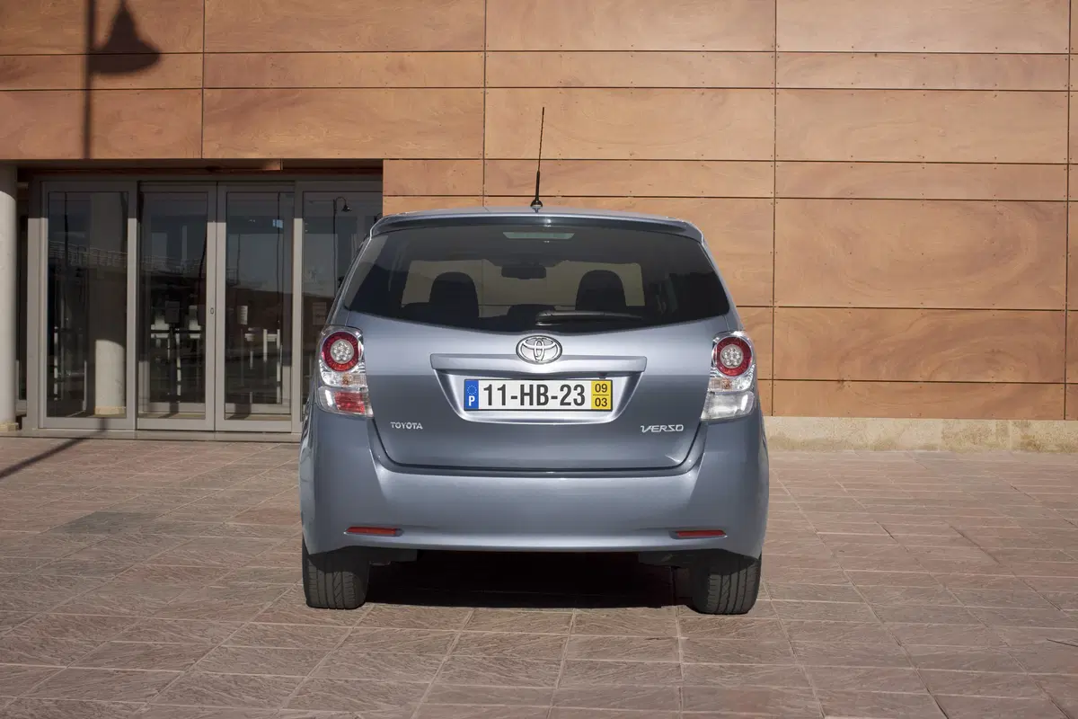 Toyota Verso (2009-17) (19)