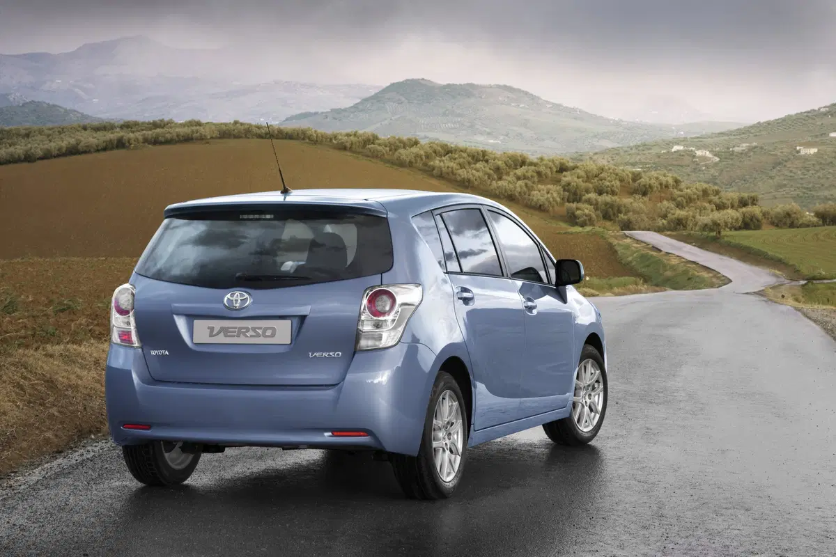Toyota Verso (2009-17) (23)