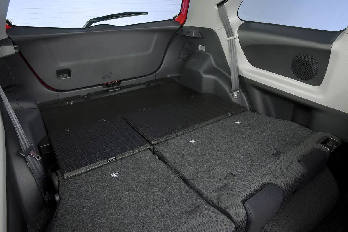 Toyota Yaris 1.0 3 porte (14)