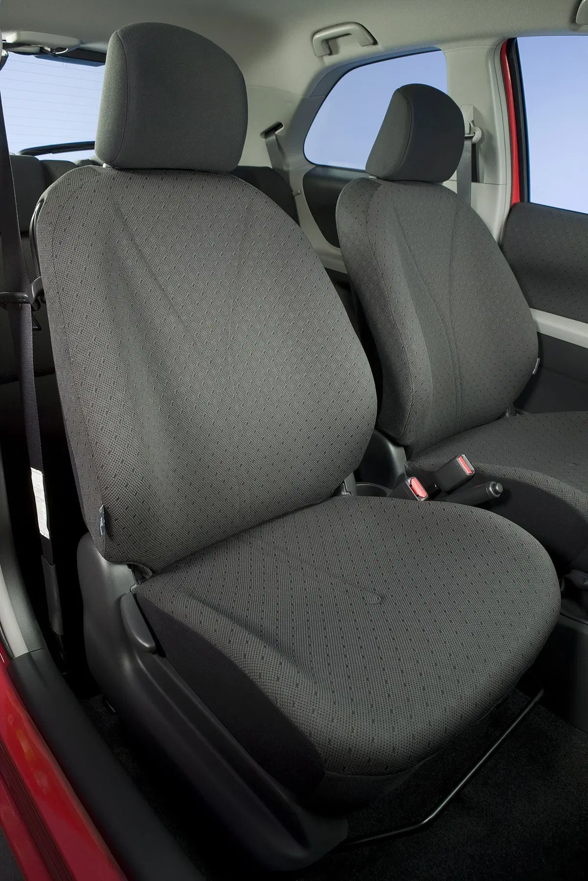 Toyota Yaris 1.0 3 porte (19)