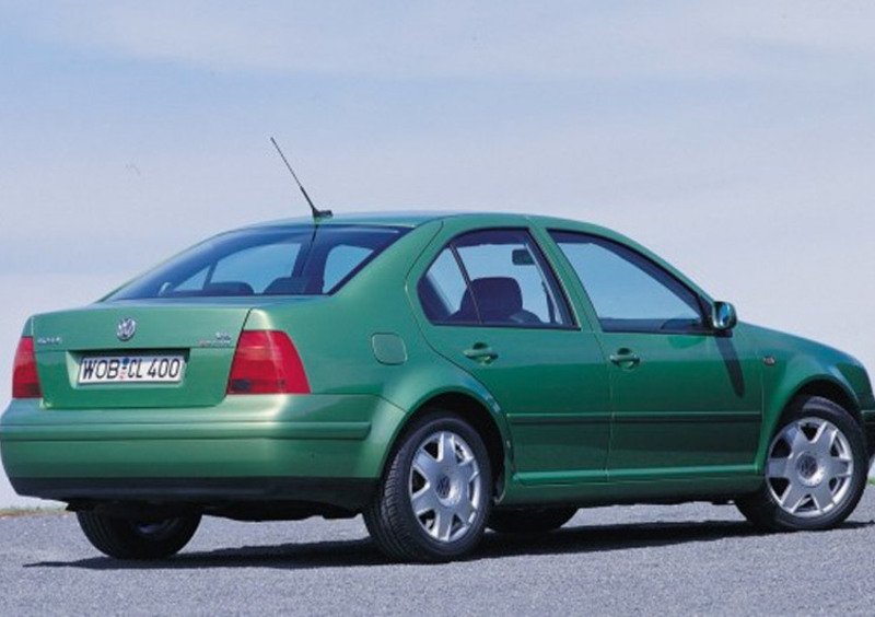 Volkswagen Bora (1999-06) (5)