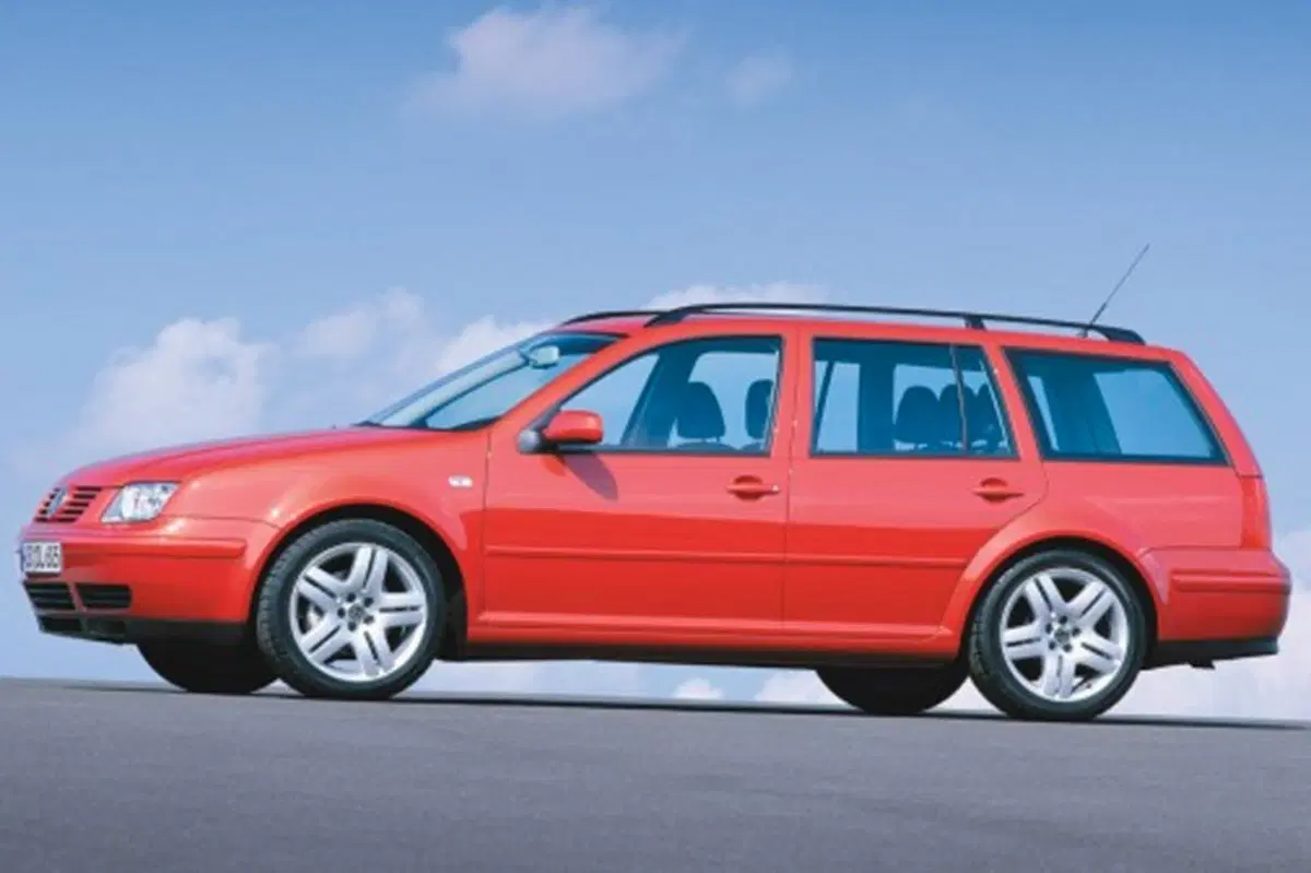 Volkswagen Bora Variant (2000-06) (3)