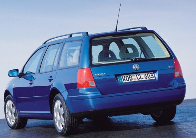 Volkswagen Bora Variant (2000-06) (4)