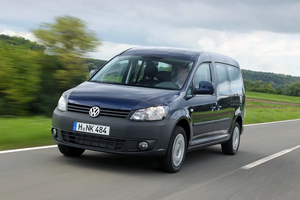Volkswagen Caddy 1.6 TDI 102 CV DSG 5p. Highline BlueMotion Technology (7)