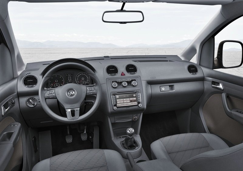 Volkswagen Caddy (2010-15) (9)