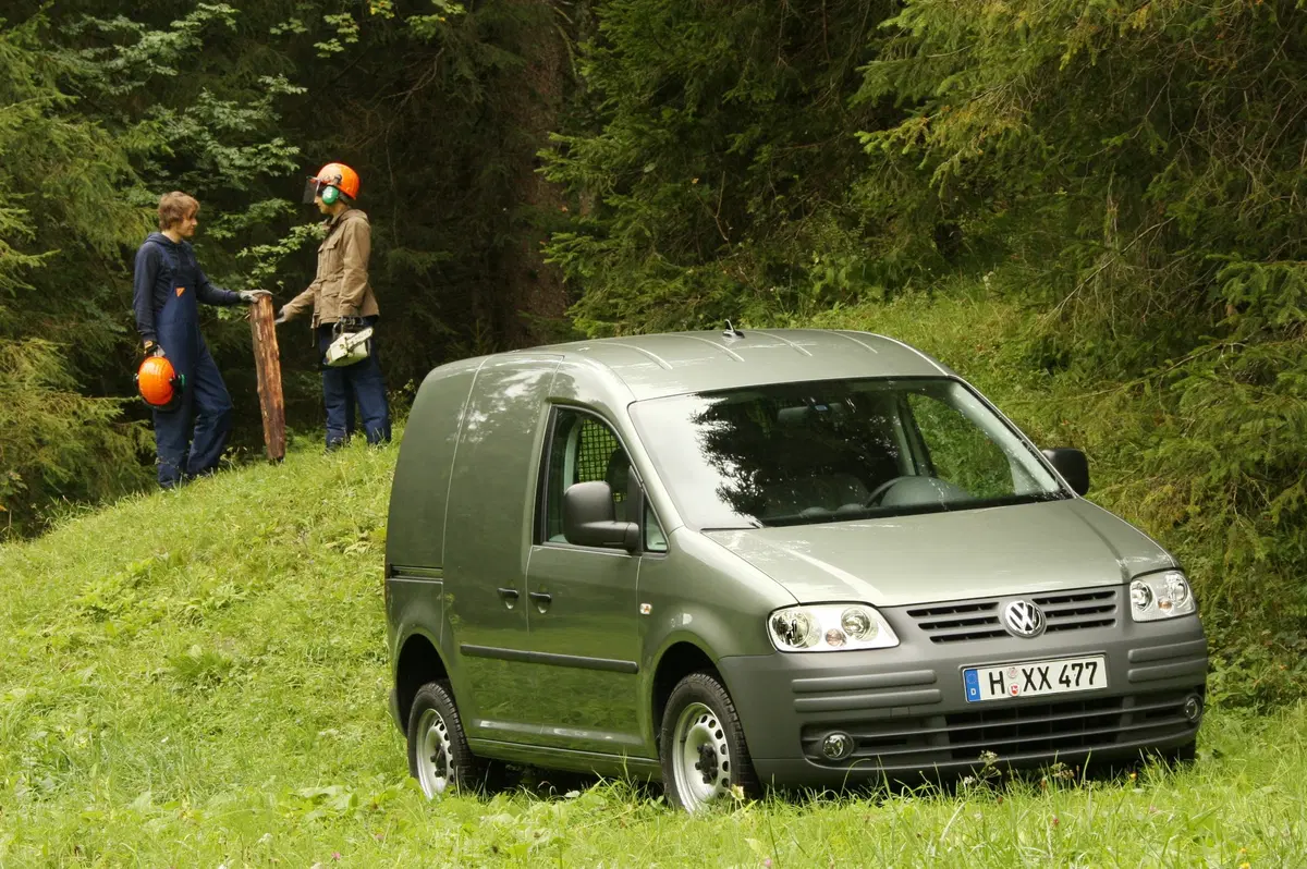 Volkswagen Caddy 1.6 TDI 102 CV DSG 5p. Highline BlueMotion Technology (12)