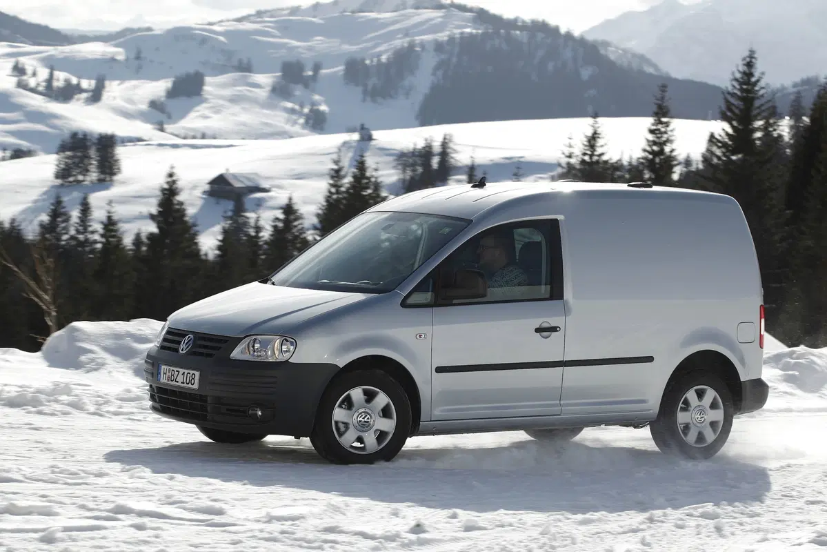 Volkswagen Caddy 1.6 TDI 102 CV DSG 5p. Highline BlueMotion Technology (31)
